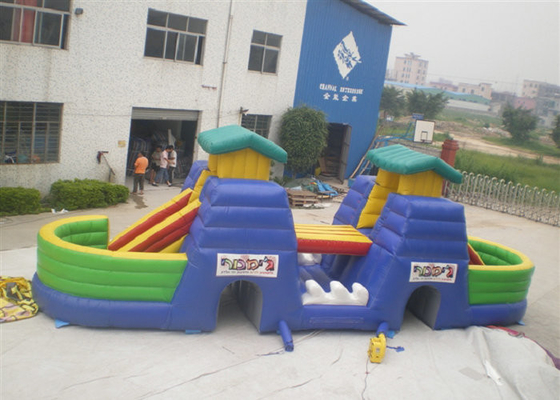 เด็กเล่นสวนสนุก ซึ่งทำให้พองได้ ขนาด 20x6m ความทนทานสูง PVC