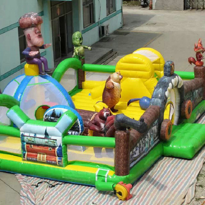 PVC Tarpaulin ซึ่งทำให้พองได้ สวนสนุก Animal Bear Zoo รูปแบบการพิมพ์ดิจิตอล