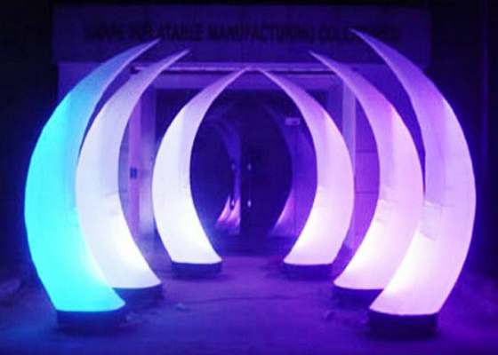 Horns Shaped Light Up ซึ่งทำให้พองได้s สายคู่เย็บสำหรับการแสดงบนเวที