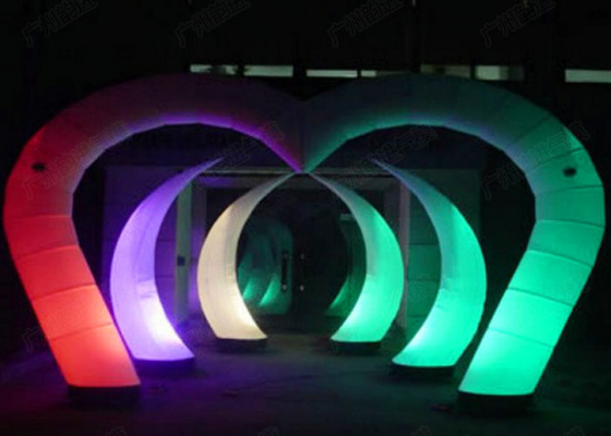 Horns Shaped Light Up ซึ่งทำให้พองได้s สายคู่เย็บสำหรับการแสดงบนเวที