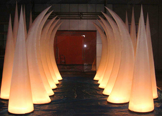 Horns Shaped Light Up ซึ่งทำให้พองได้s สายคู่เย็บสำหรับการแสดงบนเวที