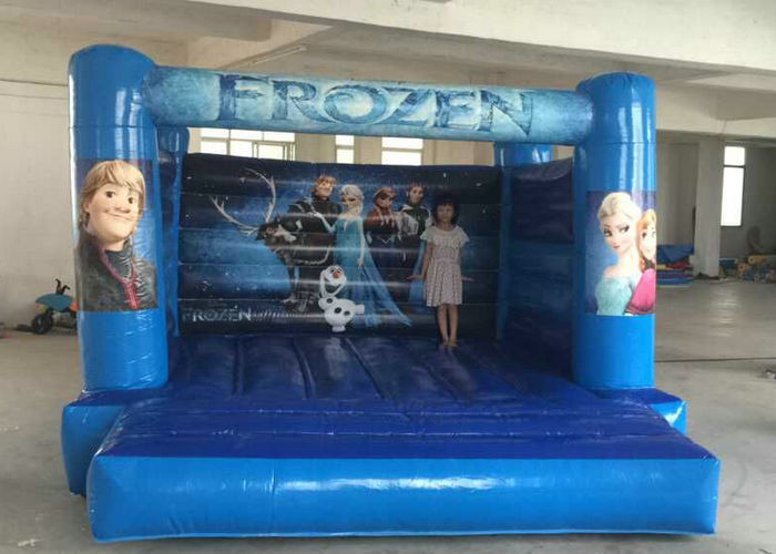 เอลซาปราสาทพอง Bouncy ปราสาทสีฟ้าความต้านทานการฉีกขาดการจัดส่งที่รวดเร็ว